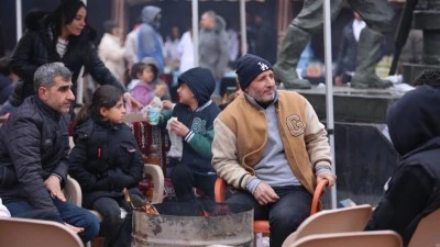 SOĞUĞA RAĞMEN SICAK ŞENLİK