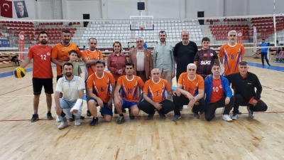EMEKLİLER PARKEDEN GALİBİYETLE AYRILDI