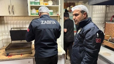 KAFETERYA VE B&Uuml;FELERE SIKI DENETİM: 3 İŞLETMEYE CEZA