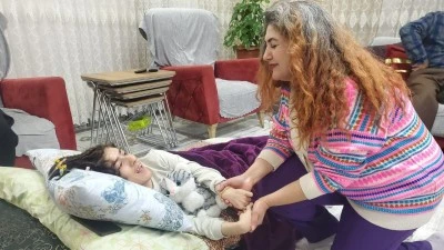 YOĞUN BAKIMDAN &Ccedil;IKTI, İLK İSTEĞİ DOKTORU OLDU