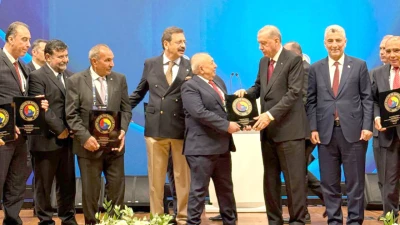 GÜNEŞ’E TOBB’DAN 20. YIL ŞEREF PLAKETİ