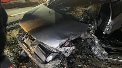 KAFA KAFAYA ÇARPIŞTILAR