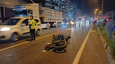 TPAO BULVARINDA FECİ KAZA: 2 &Ouml;L&Uuml;