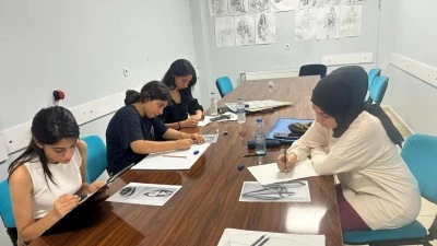 GÜZEL SANATLARA ADIM ATANLAR BU KURSTA BULUŞUYOR