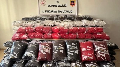 2,5 MİLYON LİRALIK SAHTE KIYAFET OPERASYONU