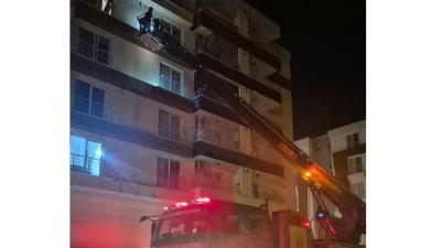 DUVARIN ARKASINDAN GELEN SESLER HAREKETE GE&Ccedil;İRDİ