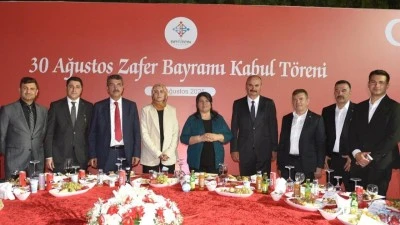 BATSO BAŞKANI DEMİR, 30 AĞUSTOS KABUL TÖRENİNE KATILDI