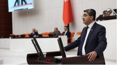 EKMEN: TEKSTİL SEKTÖRÜ ÇÖKÜYOR