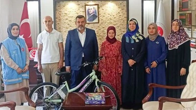 HAFIZLIK SEVİNCİNE HEDİYE S&Uuml;RPRİZİ