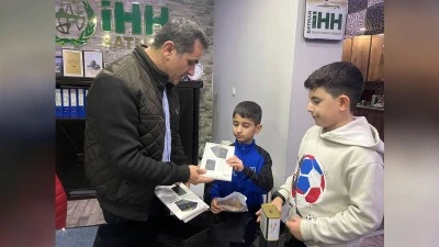 RAMAZANDA İYİLİK KUMBARASI DOLUP TAŞTI