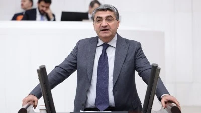 EKMEN: G&Uuml;ND&Uuml;Z KUŞAĞI VE KUMAR YOKSA BU İŞ OLMAZ