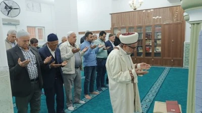 CUMA NAMAZI ÖNCESİ YAĞMUR DUASI YAPILDI