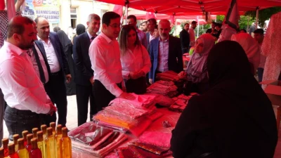 HAYIR ÇARŞISINA YOĞUN İLGİ