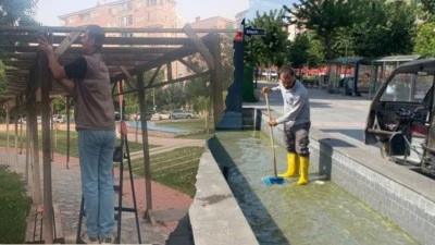 PARK VE BAHÇE EKİPLERİ SAHADAYDI