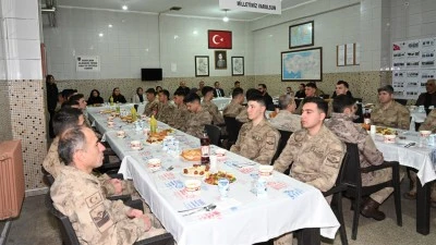 KOZLUK&rsquo;TA MEHMET&Ccedil;İKLE İFTAR BULUŞMASI