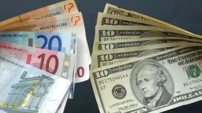 KUR PİYASASINDA SABAH HAREKETLİLİĞİ