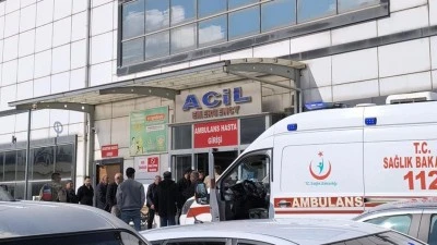 BI&Ccedil;AKLI KAVGA: 1 &Ouml;L&Uuml;