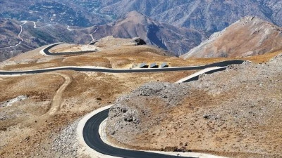 MERETO DAĞI YOLUNDAKİ ÇALIŞMALAR SÜRÜYOR