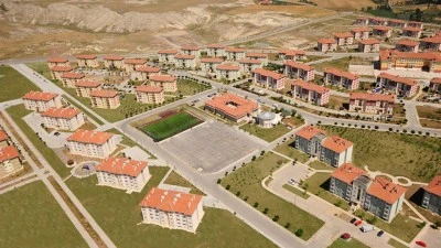 2300 TOKİ KONUTUNDA 6 AYDIR SES YOK