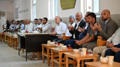VALİ CANALP’TEN ACILI AİLEYE TAZİYE ZİYARETİ