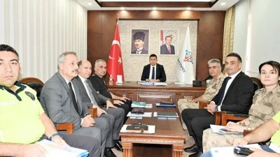 TRAFİK KAZALARINI AZALTMA STRATEJİSİ GÖRÜŞÜLDÜ