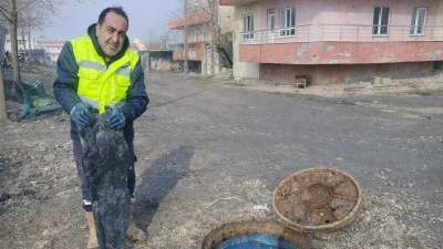 KANALİZASYON BACALARINA İNŞAAT ATIĞI ATMAYIN!