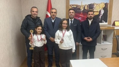 SATRAN&Ccedil; ŞAMPİYONLARI &Ouml;D&Uuml;LLENDİRİLDİ