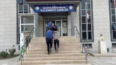 4 BİN LİRALIK HIRSIZLIK ZANLILARI YAKALANDI