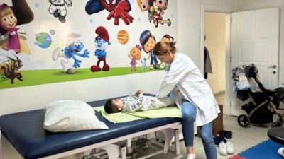 UZMAN FİZYOTERAPİST EŞLİĞİNDE HAREKET SAĞLIĞI DESTEĞİ