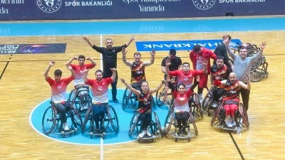 ADANA DEPLASMANINDA BATMAN MORALLİ