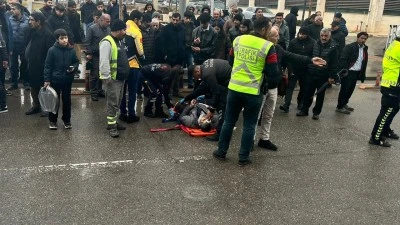 MOTOSİKLET YAYAYA &Ccedil;ARPTI