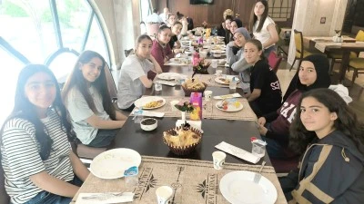 &nbsp;ŞAMPİYON TAKIMA MORAL KAHVALTISI