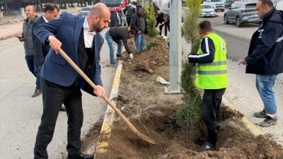 BEŞİRİ'DE YEŞİL D&Ouml;N&Uuml;Ş&Uuml;M ADIM ADIM B&Uuml;Y&Uuml;YOR 