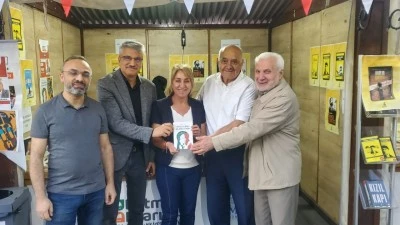 CAHİT ÇEKMEN’İN &quot;MİTOLOJİDEN İSLAM’A KADIN” KİTABI RAFLARDA YERİNİ ALDI