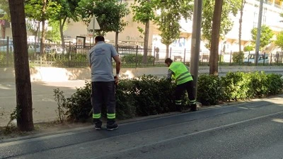 80 PERSONELLE KENTİN D&Ouml;RT BİR YANINDA TEMİZLİK