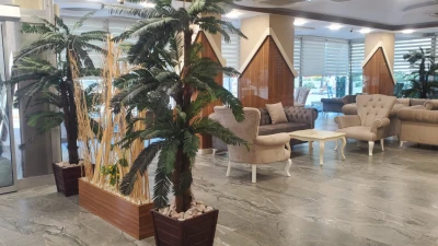 YENİ YÜZÜYLE OTEL İZGİ TURHAN HİZMETE AÇILDI