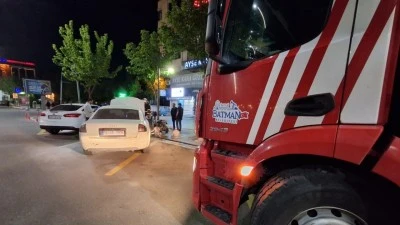 TURGUT &Ouml;ZAL BULVARI&rsquo;NDA ARA&Ccedil; YANGINI KORKUTTU