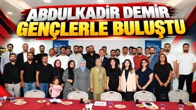 DEMİR GEN&Ccedil;LERİN SORULARINI YANITLADI