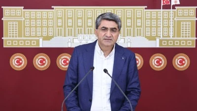 EKMEN: BELEDİYE &Ccedil;ALIŞANLARININ &Uuml;CRETİ İNSANİ D&Uuml;ZEYDE OLMALI