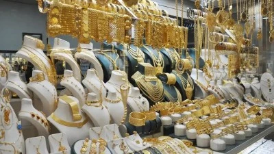 ALTIN DÜŞÜŞE GEÇTİ
