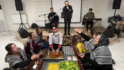 ÖĞRENCİLERE MORAL DOLU SIRA GECESİ