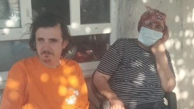 KANSER HASTASI ANNE VE ENGELLİ OĞLU YARDIM BEKLİYOR