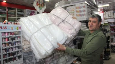 &Ccedil;EYİZ VE EV TEKSTİLİ ESNAFI D&Uuml;Ğ&Uuml;N SEZONUNA HAZIR