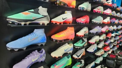 FUTBOLCULARIN AYAKKABI MAĞAZASI AÇILDI