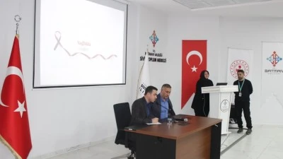 MUHTARLARA SAĞLIK KURUMLARININ İŞLEYİŞİ ANLATILDI