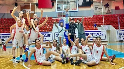 BATMANLI KIZLAR TÜRKİYE’DE İLK 8’DE