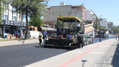 ÖZGÜRLÜK BULVARI’NDA  ASFALT ÇALIŞMALARI BAŞLADI