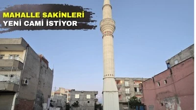 CAMİ YIKILDI,GERİYE MİNARE KALDI