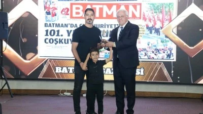 BATMAN GAZETESİ GGC’DE ÖDÜLLE TAÇLANDI