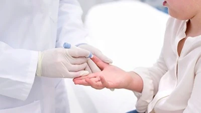DİYABETLİ ÇOCUKLARA GLUKOZ ÖLÇÜM CİHAZI DESTEĞİ